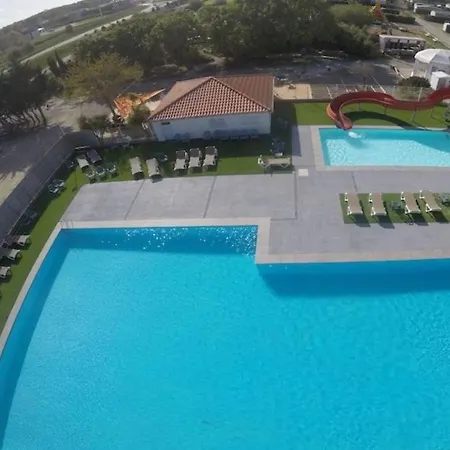 Campsite Camping 4 Etoiles - Piscine - Efchad *