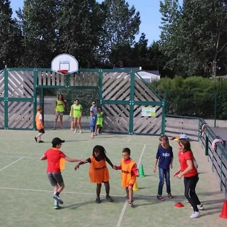 Camping 4 Etoiles - Piscine - Efchad Villeneuve-en-Retz